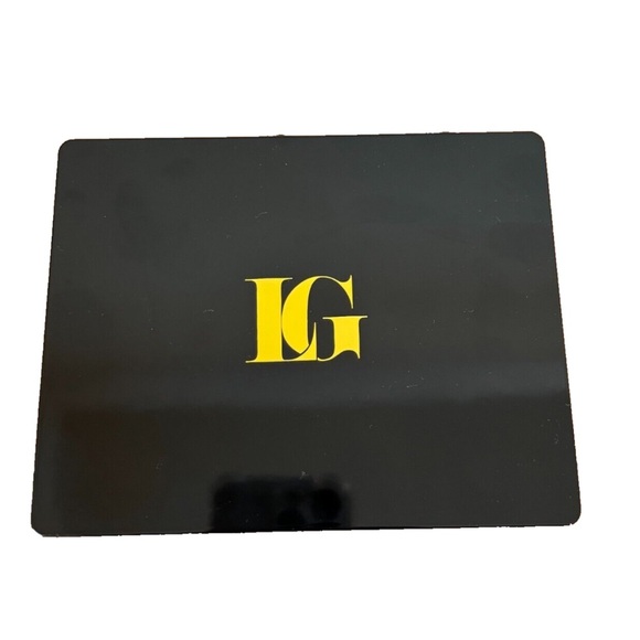 Laura Geller The Wearables Eyeshadow Palette - Beauty Basics - Picture 2 of 7